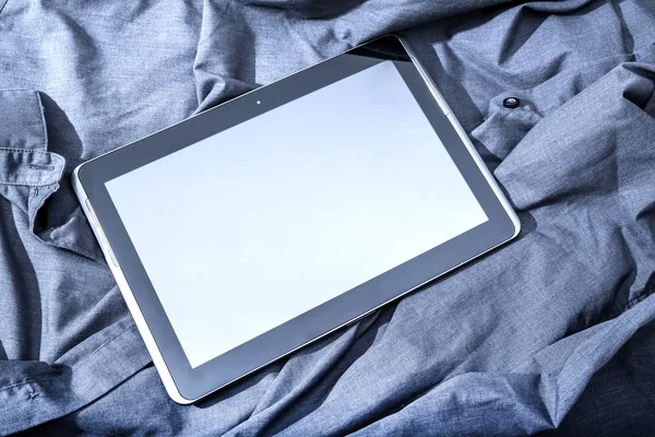 Tablet PC on a shirt — Stock Photo, Image